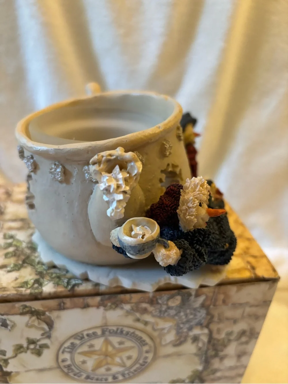 Boyd’s Bears and friends resin votive holder